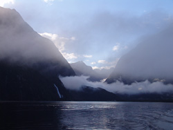 small_05_Milford_Sound_11
